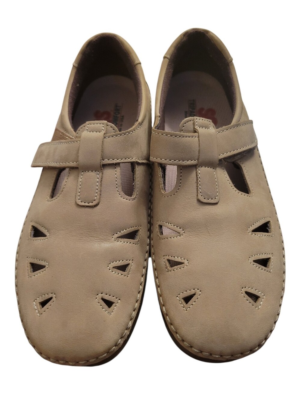 SAS women's Beige Closed-Toe T-Strap Sandals